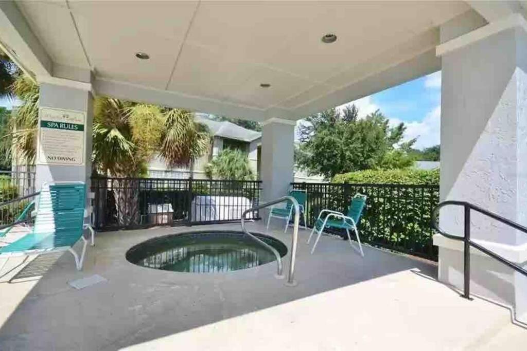 The Botanical Retreat, King Comfort & Poolside Peace Gainesville Exteriér fotografie